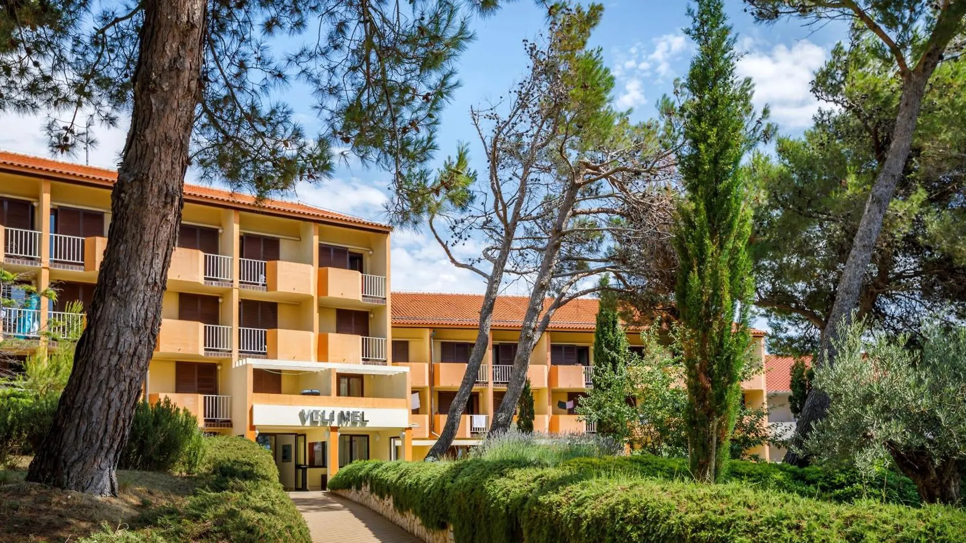 San Marino Resort Lopar 3*,